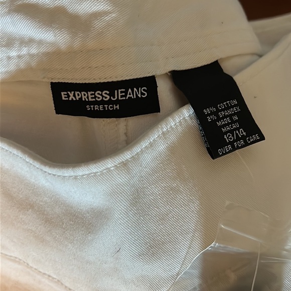 Express Women’s White Jeans Side Buttons Size 13/14 - Picture 6 of 6